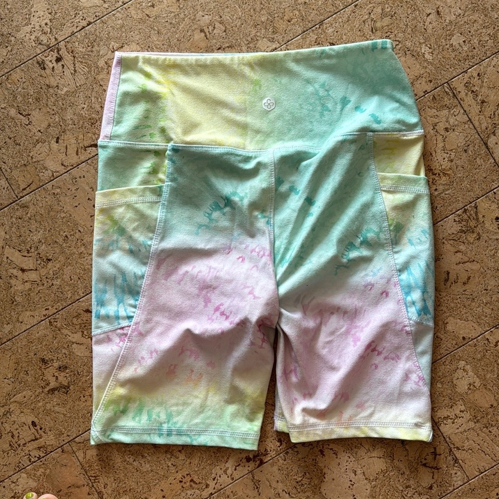 Pastel Tye Dye Bike shorts - Picture 2 of 4